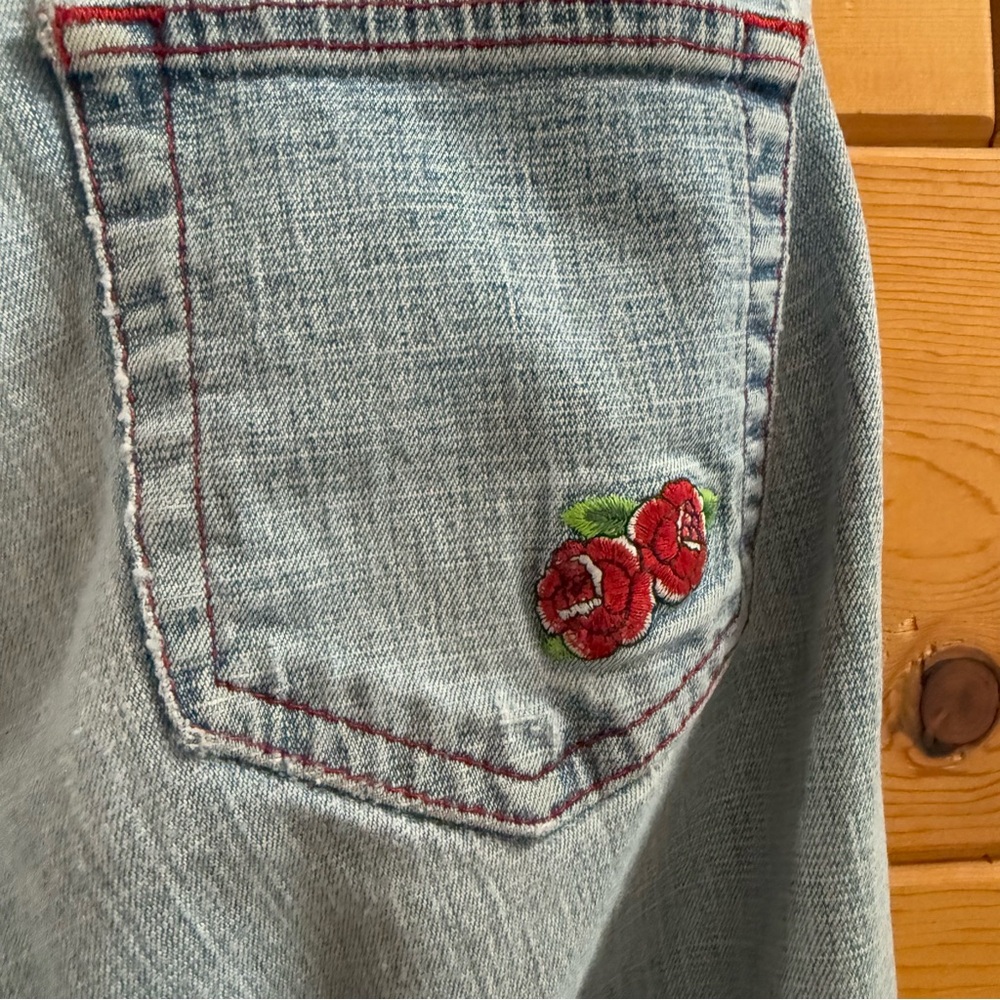 Lei Jeans Y2K Bootcut Light Wash Denim Jeans with Red floral logo size 7 - Picture 10 of 15